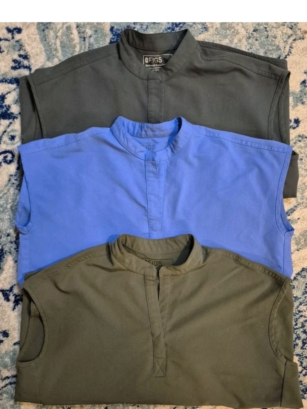 FIGS Women's Rafaela Sleeveless Mandarin Collar Shirts - Gray, Blue, Olive